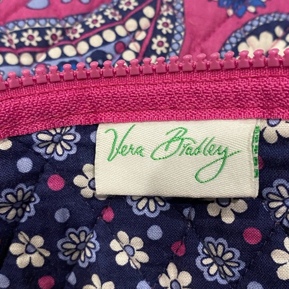 Vera Bradley Weekender Duffle Bag Boysenberry Paisleys Quilted Cotton Fabric EUC - Picture 8 of 8